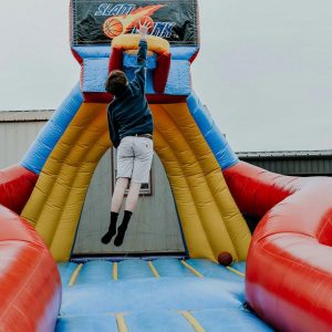 Slam Dunk Basketball Game